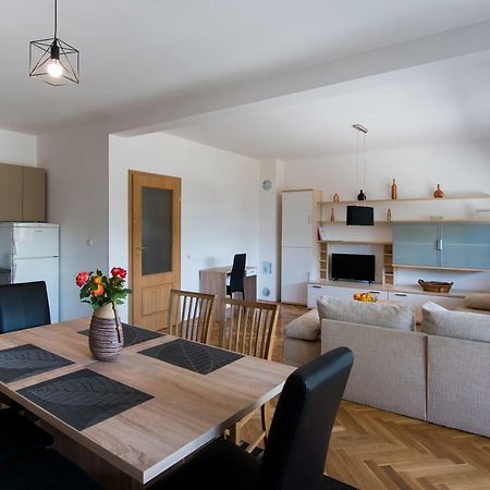 Seasons Apartmani Ösek Dış mekan fotoğraf