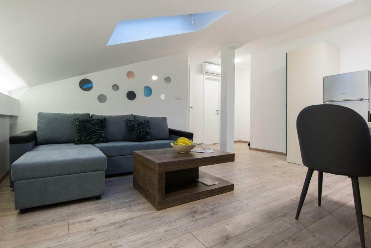 Seasons Apartmani Ösek Dış mekan fotoğraf