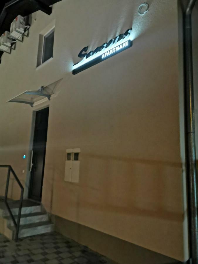 Seasons Apartmani Ösek Dış mekan fotoğraf
