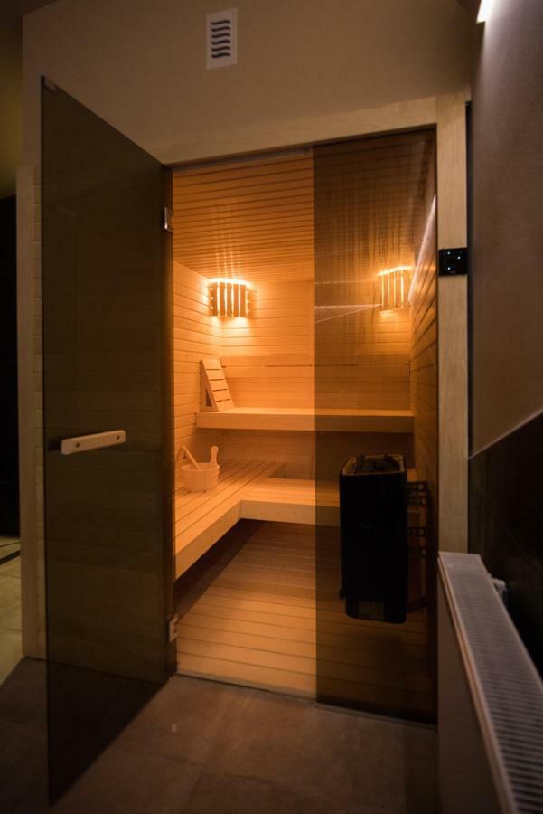 Seasons Apartmani Ösek Dış mekan fotoğraf